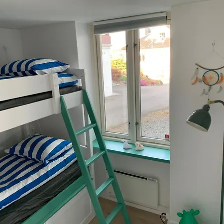 Fantastic With Garden And Sea View On Bygdoy * Oslo
