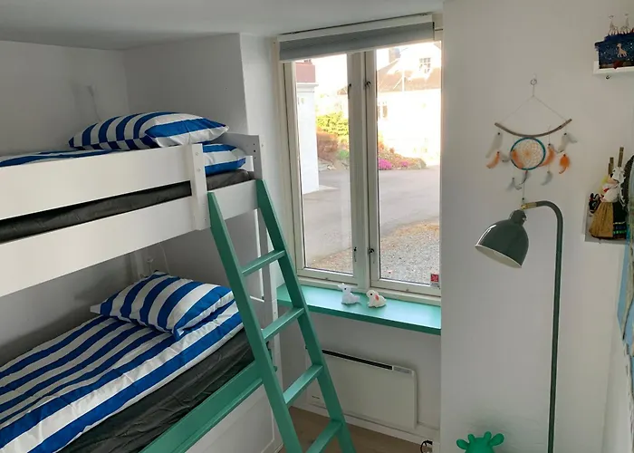 Fantastic With Garden And Sea View On Bygdoy * Oslo